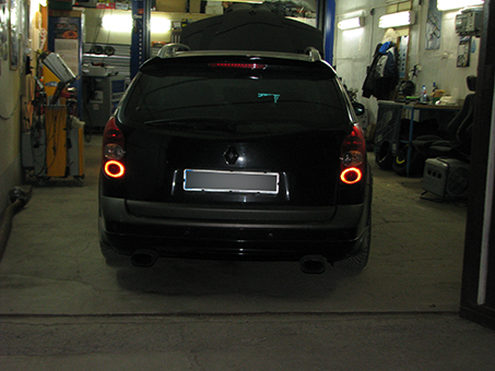 Renault_Laguna_3.0_24V_190ps 2001